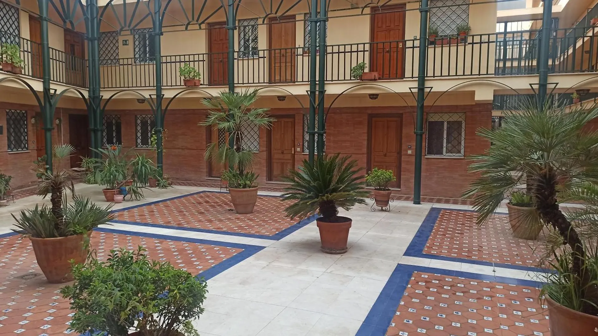 En Patio Sevillano Alameda-Isla Magica location